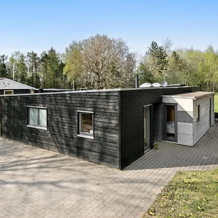 펜션 Cozy Home In Logstor With Sauna 로그스토