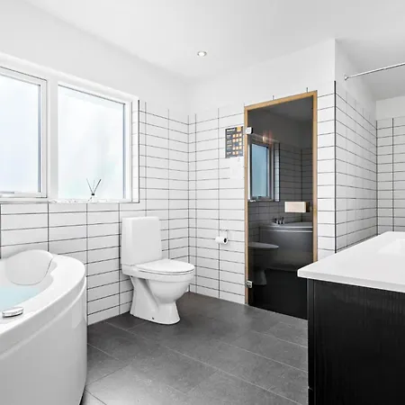 Amazing In Logstor With Kitchen *