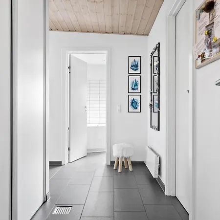 Cozy Home In Logstor With Sauna 펜션 로그스토
